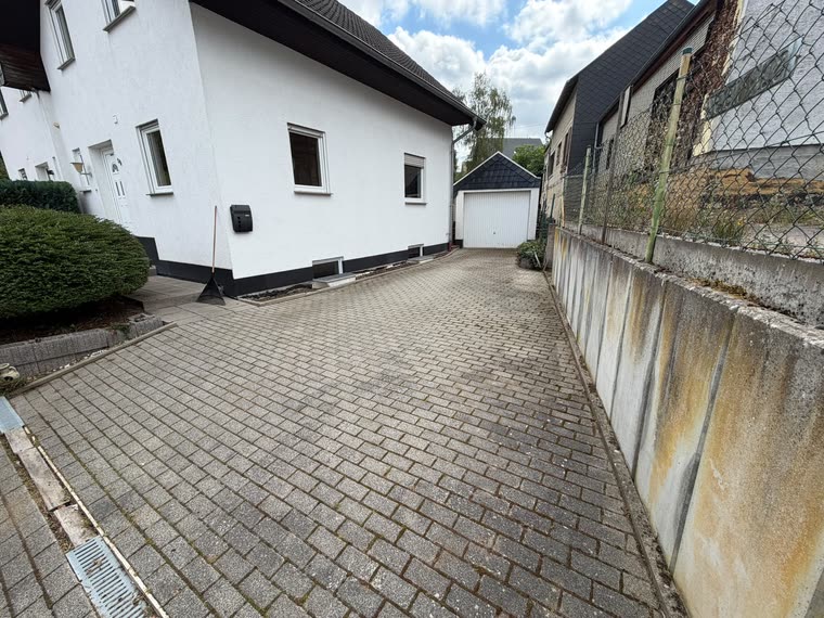 Einfahrt wieder frei, nachher